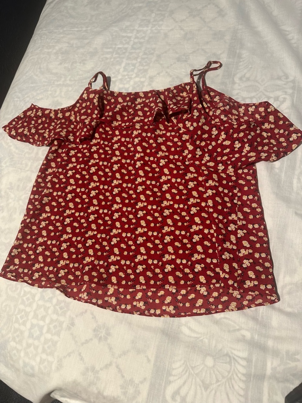 Timing Red Floral Ruffle Cami - Picture 4 of 9